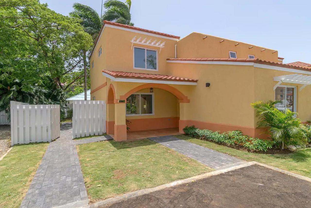 New 3-bed On Hip Strip, Access, Sleeps 8 * Montego Bay