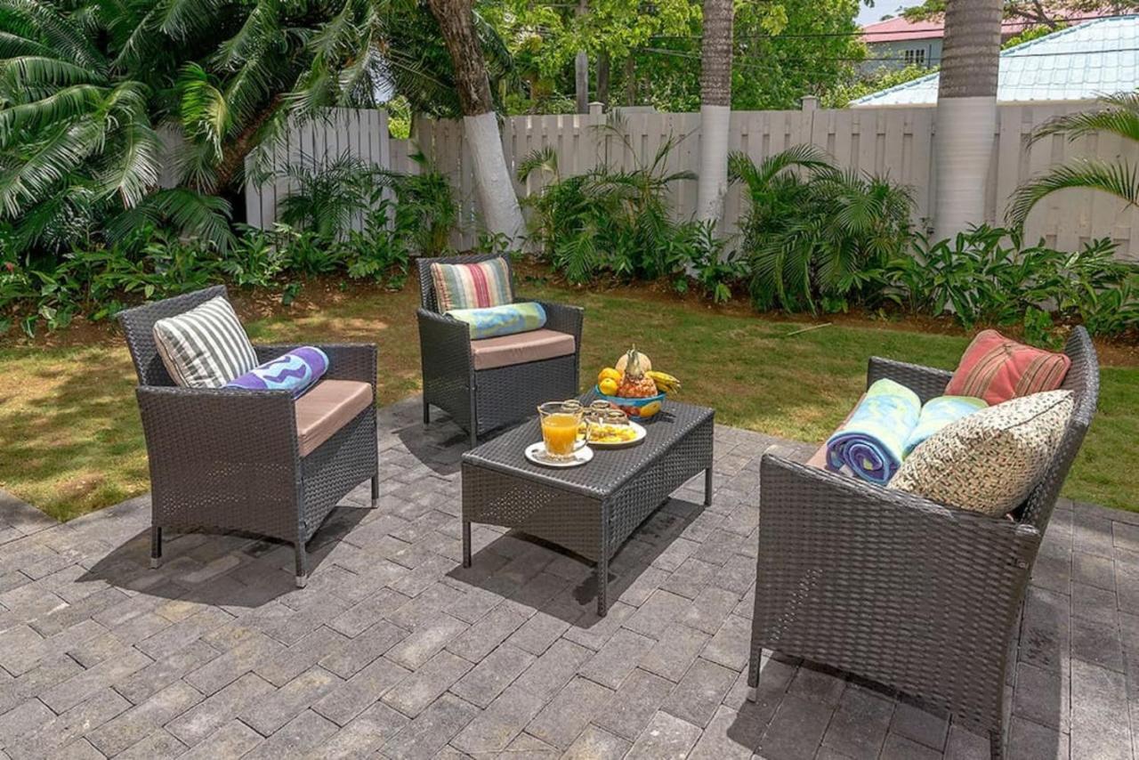 Holiday home New 3-bed On Hip Strip, Access, Sleeps 8 Montego Bay