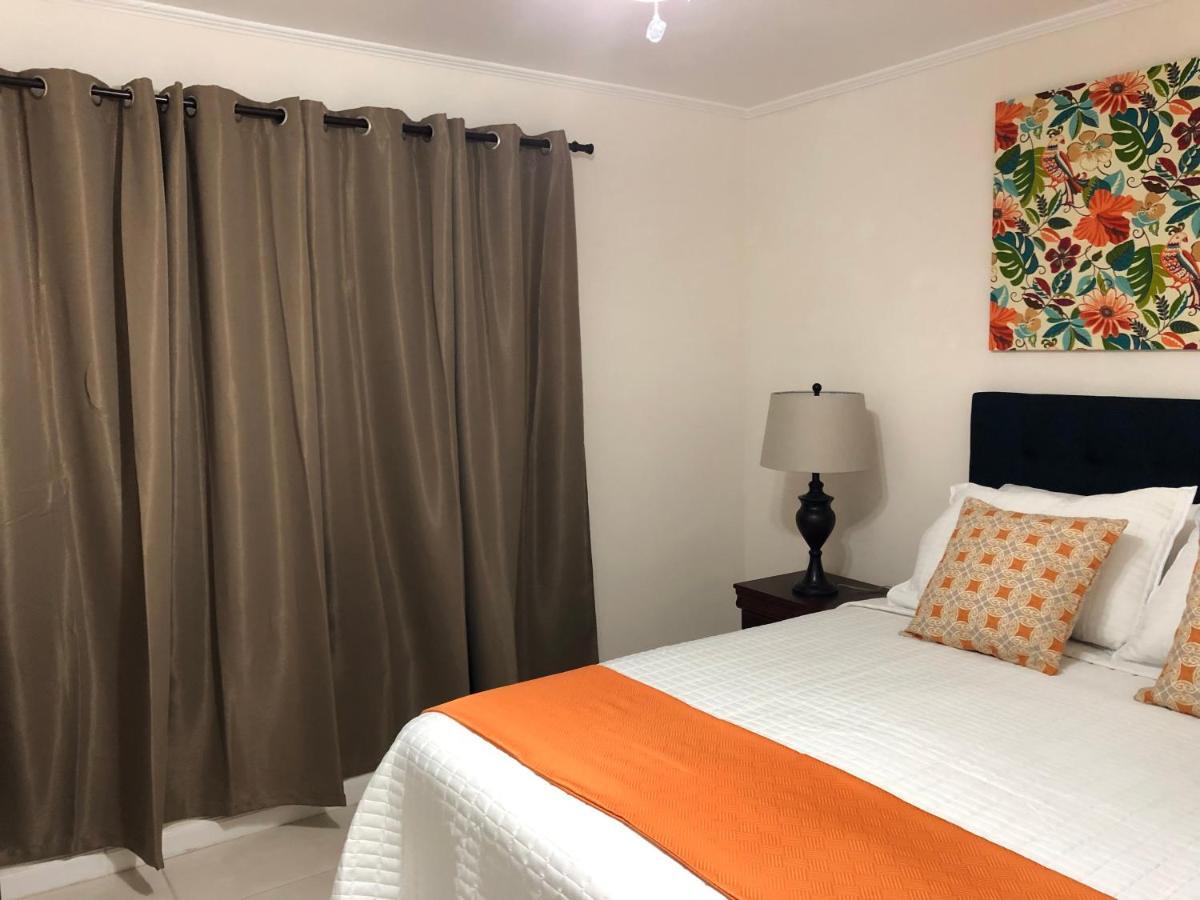Anna's Joye Chatham Montego Bay