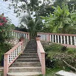 Yanceylargoestate 2Br Villa With Mountain Views