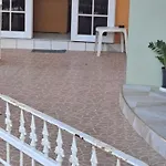 Chaudhry Holiday House Montego Bay