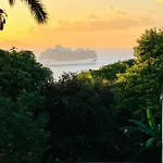 Falcon Islandview - Airport Pickup Available - 24Security