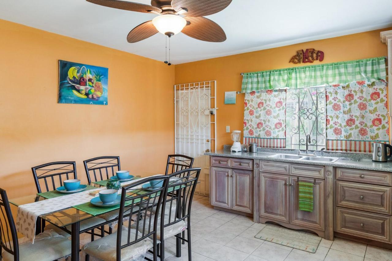Yanceylargoestate 2br With Mountain Views *