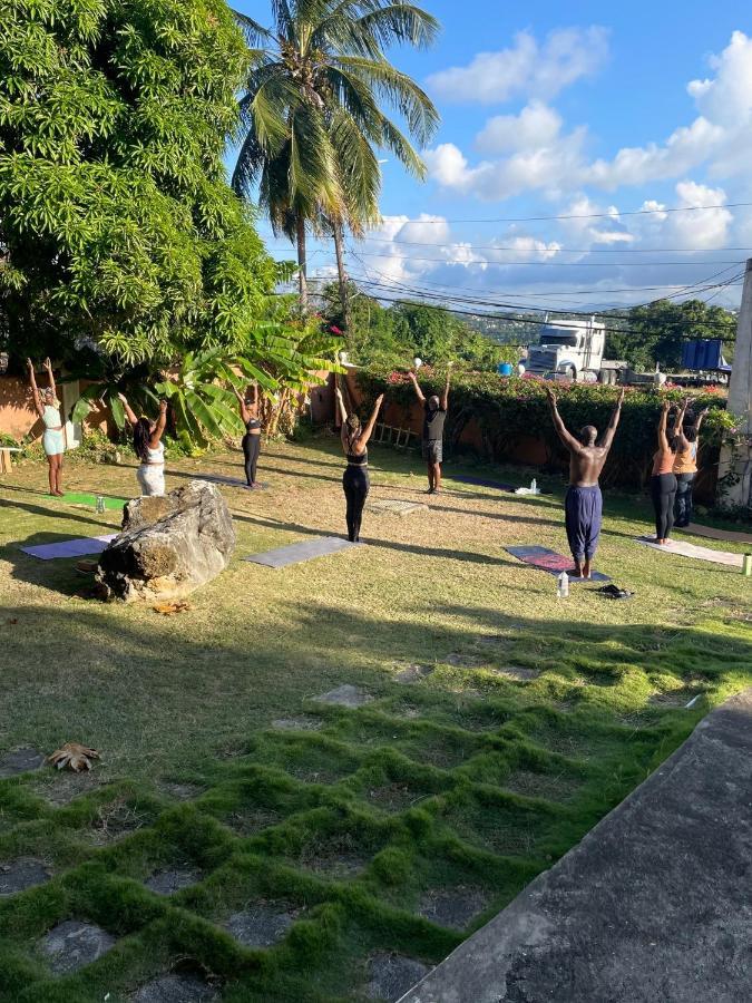 Villa Yanceylargoestate 2br With Mountain Views Montego Bay