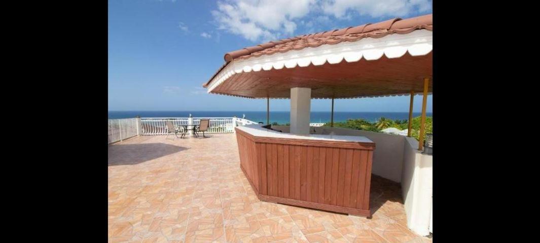 Hills Royale -ironshore Montego Bay