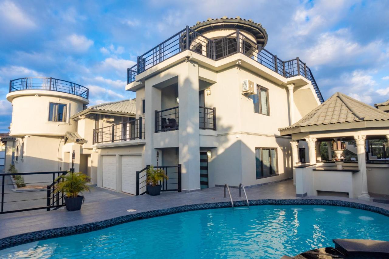 Apartment Pinnacle View Estate