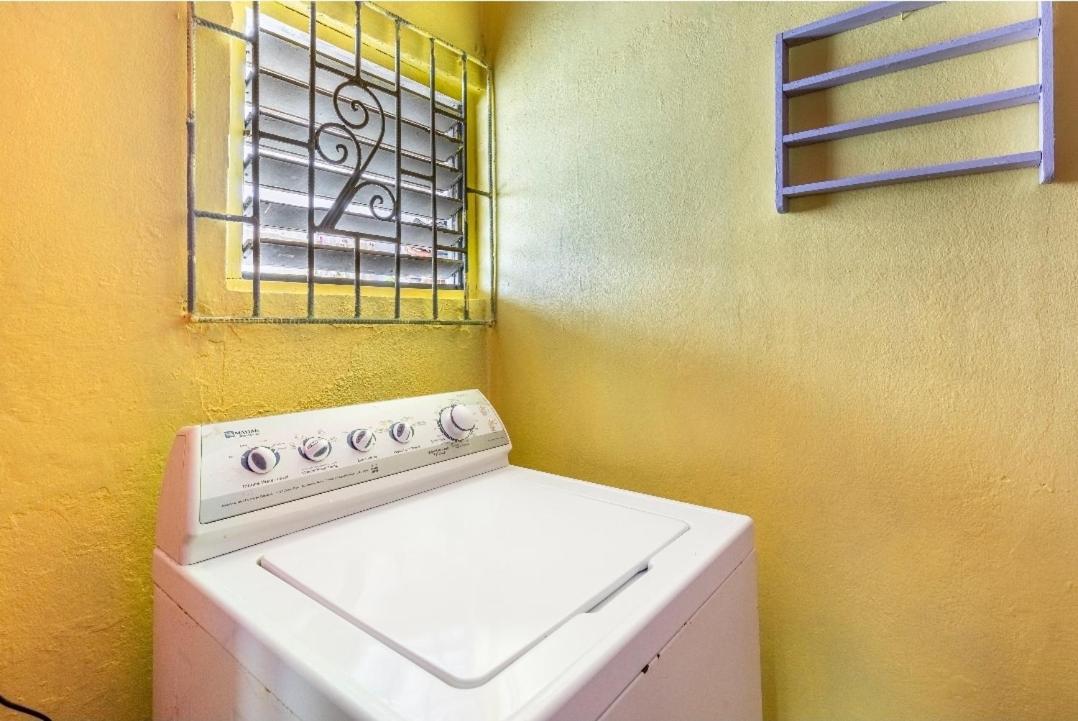 Homestay Colorful Private Oasis