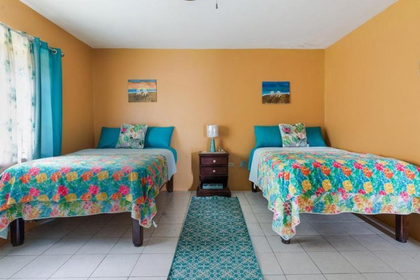 Yanceylargo Estate - Newly Renovated 7br Beautiful Two-story W Gorgeous Mountain View