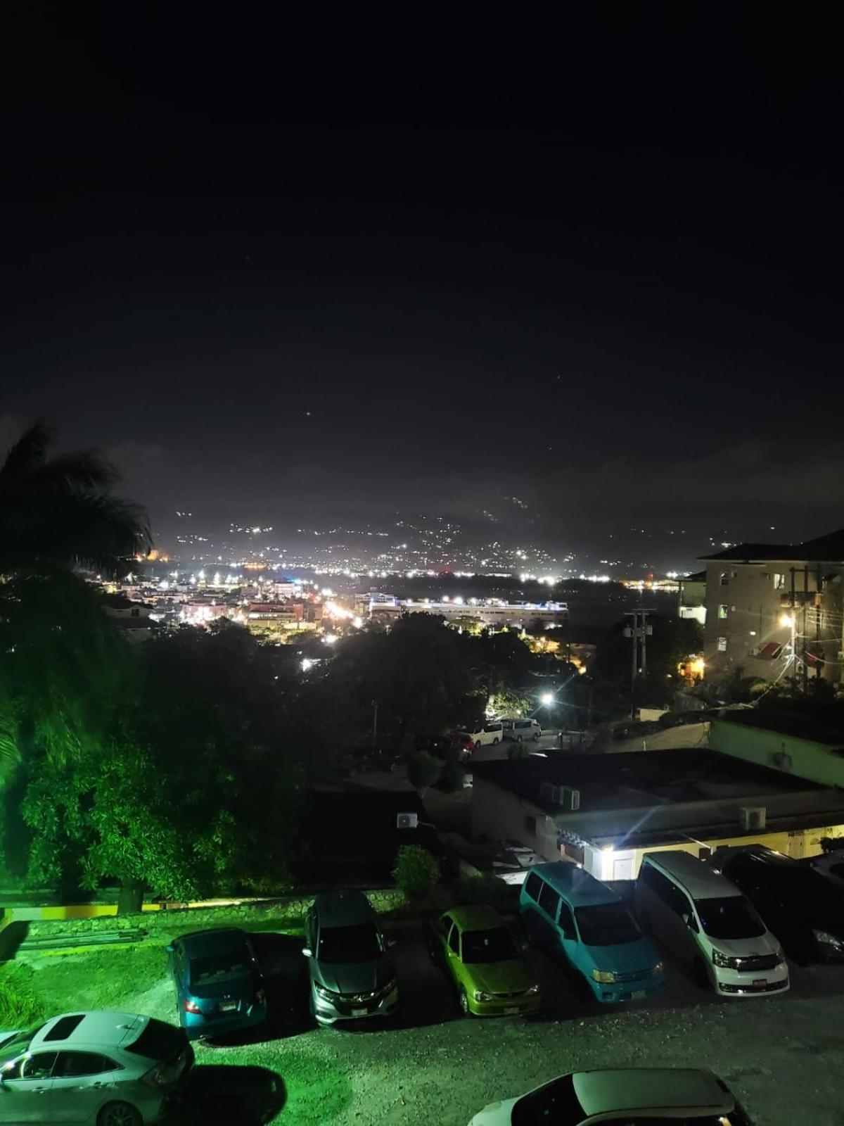 View Luxury Apartment