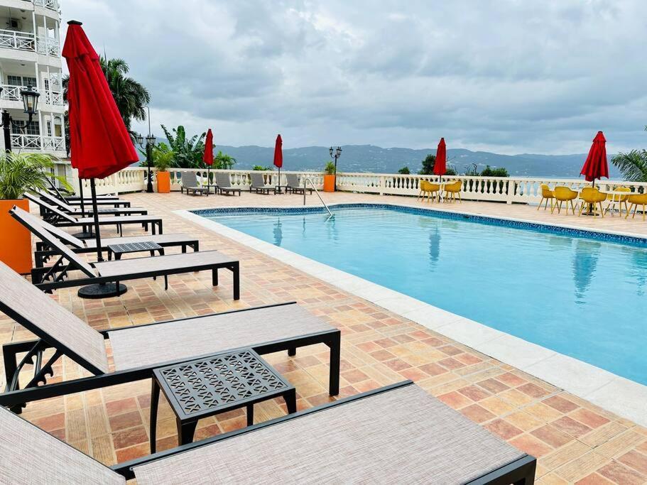 Apartment Falcon Islandview - Airport Pickup Available - 24Security