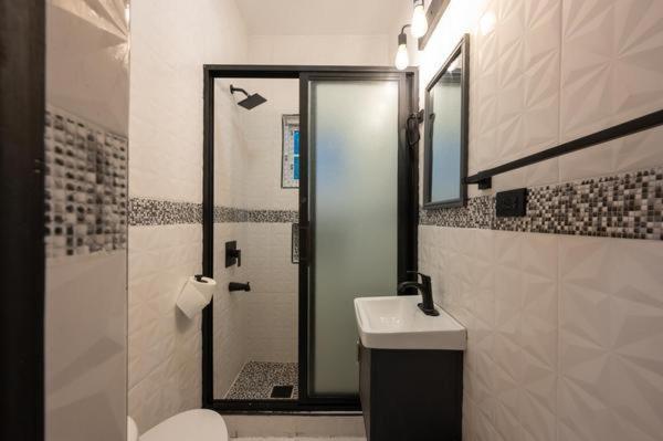One Luxuray Guest house