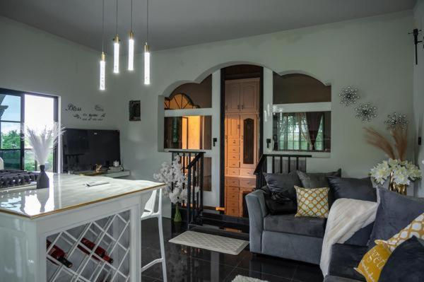 One Luxuray Guest house Montego Bay
