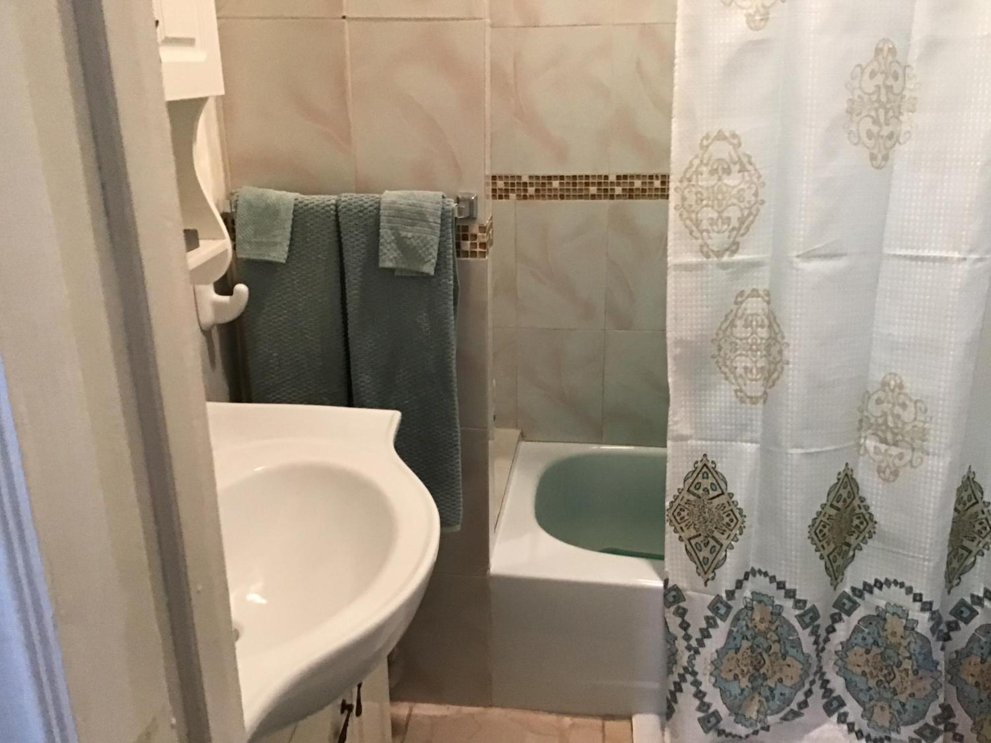 Hills Royale -ironshore Montego Bay