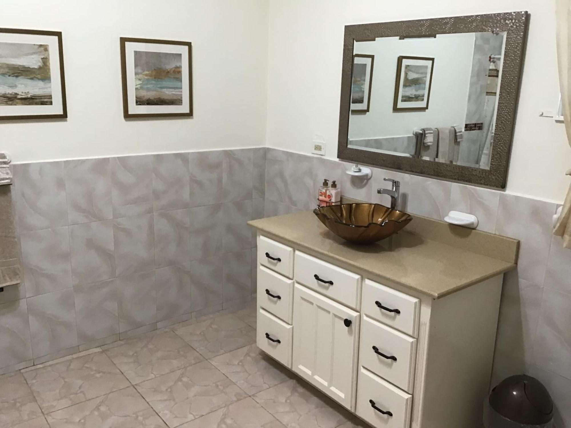 Apartamento Hills Royale -ironshore