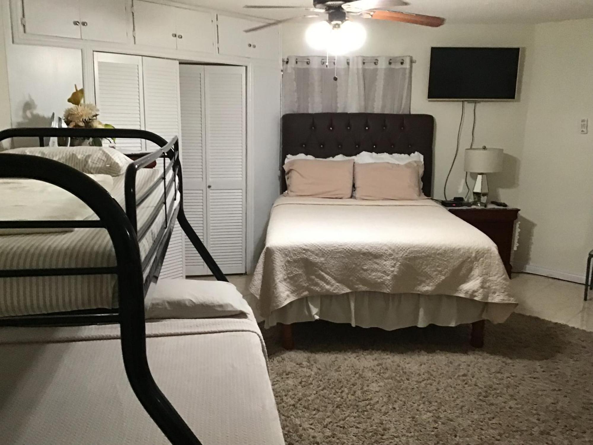 Hills Royale -ironshore Apartamento *