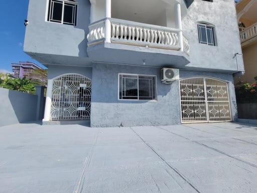 Apartment Lot Of Montego Bay