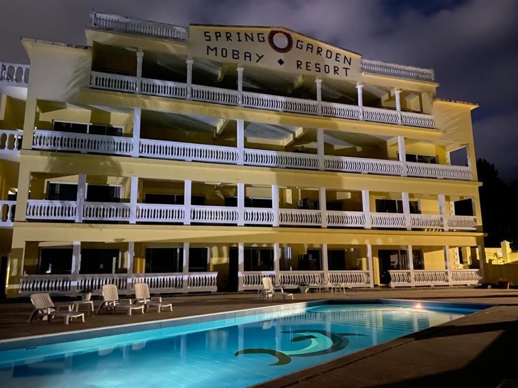 Spring Garden Mobay Aparthotel *