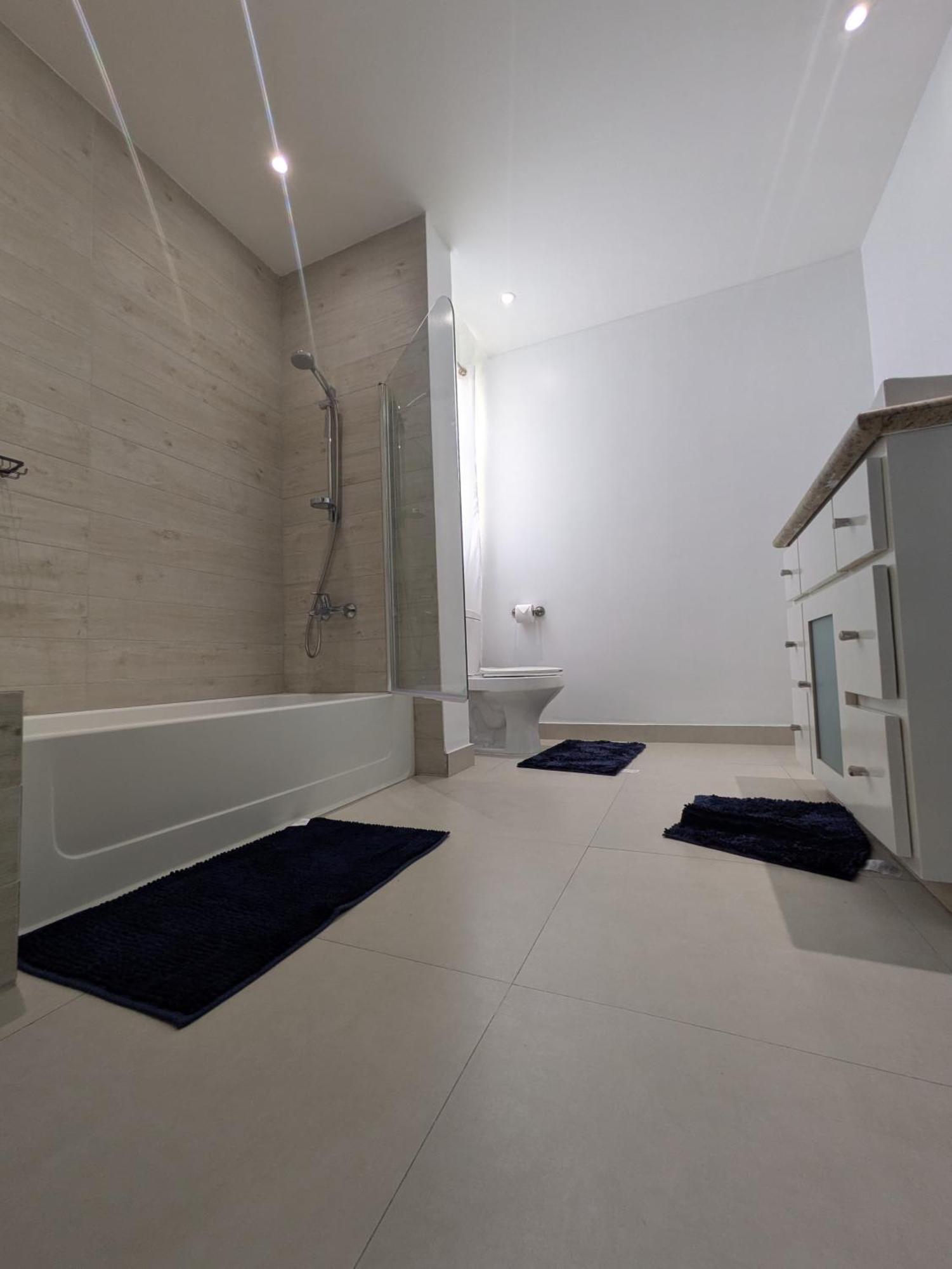 Azalia Palms New Oceanview *