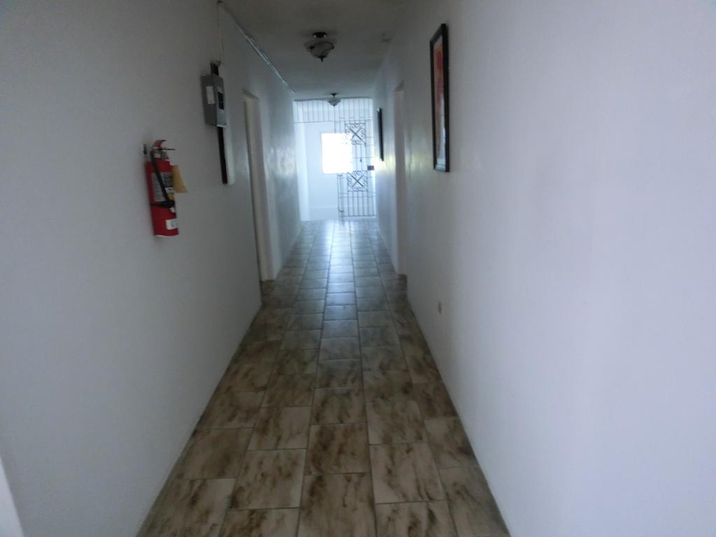 Kenwood Villa *
