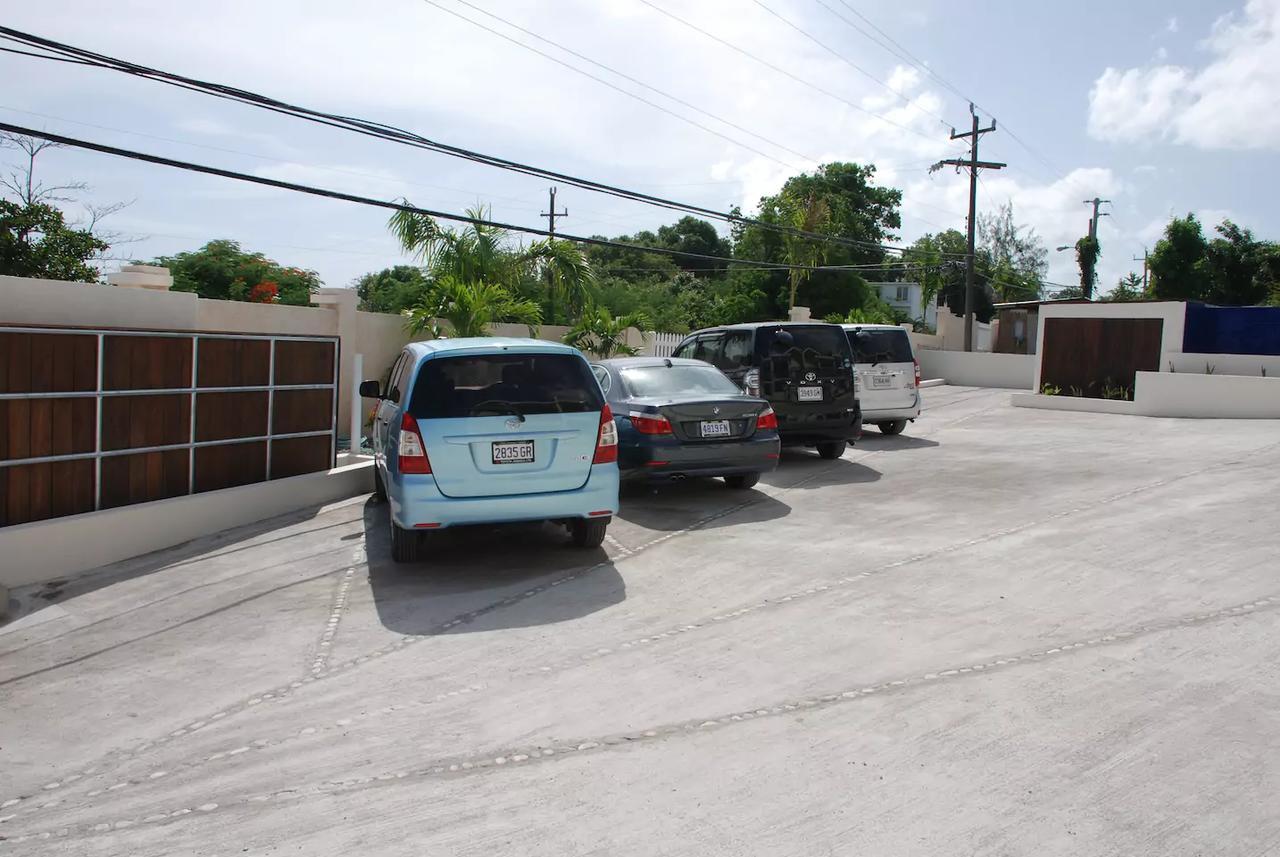 Family Complex Beside W/pool #1