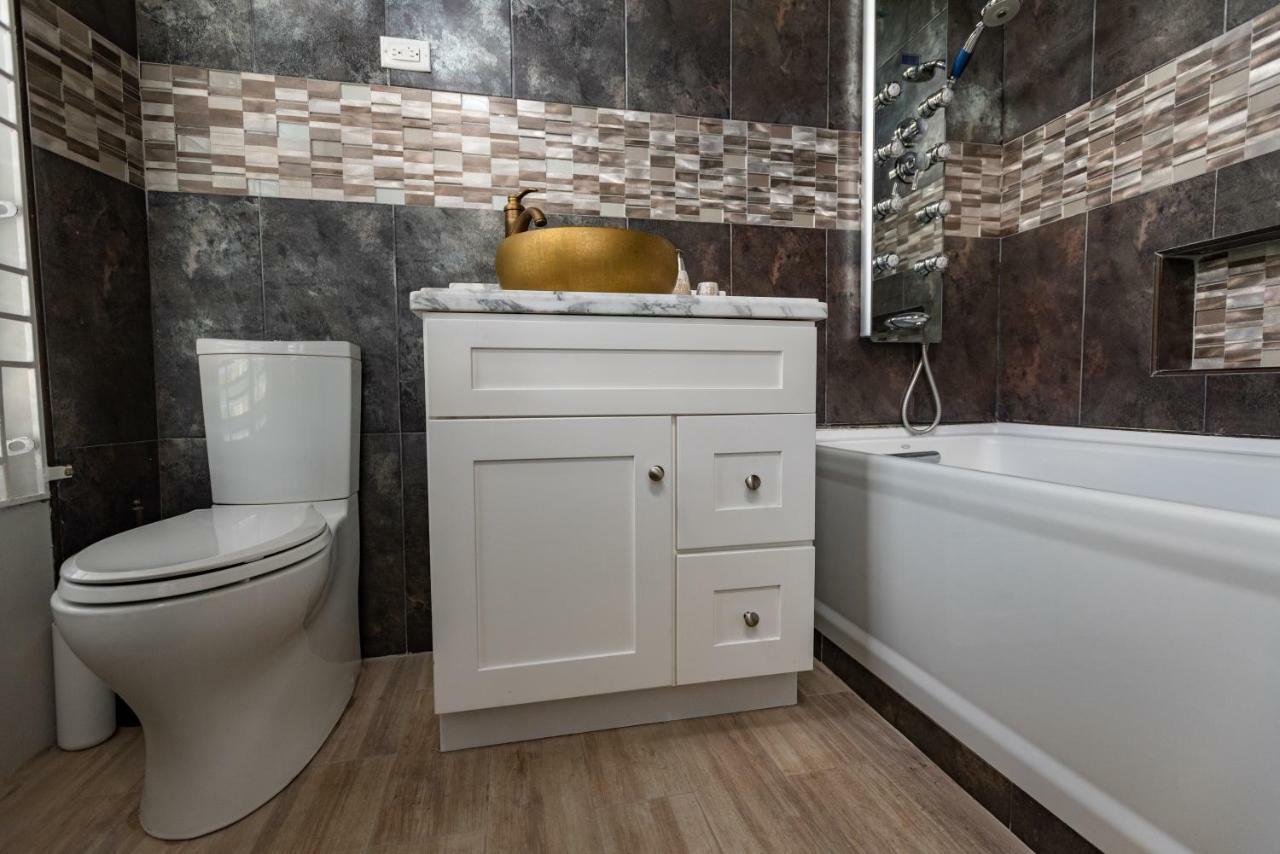 Luxury Bogue Village Duplex Apartment *