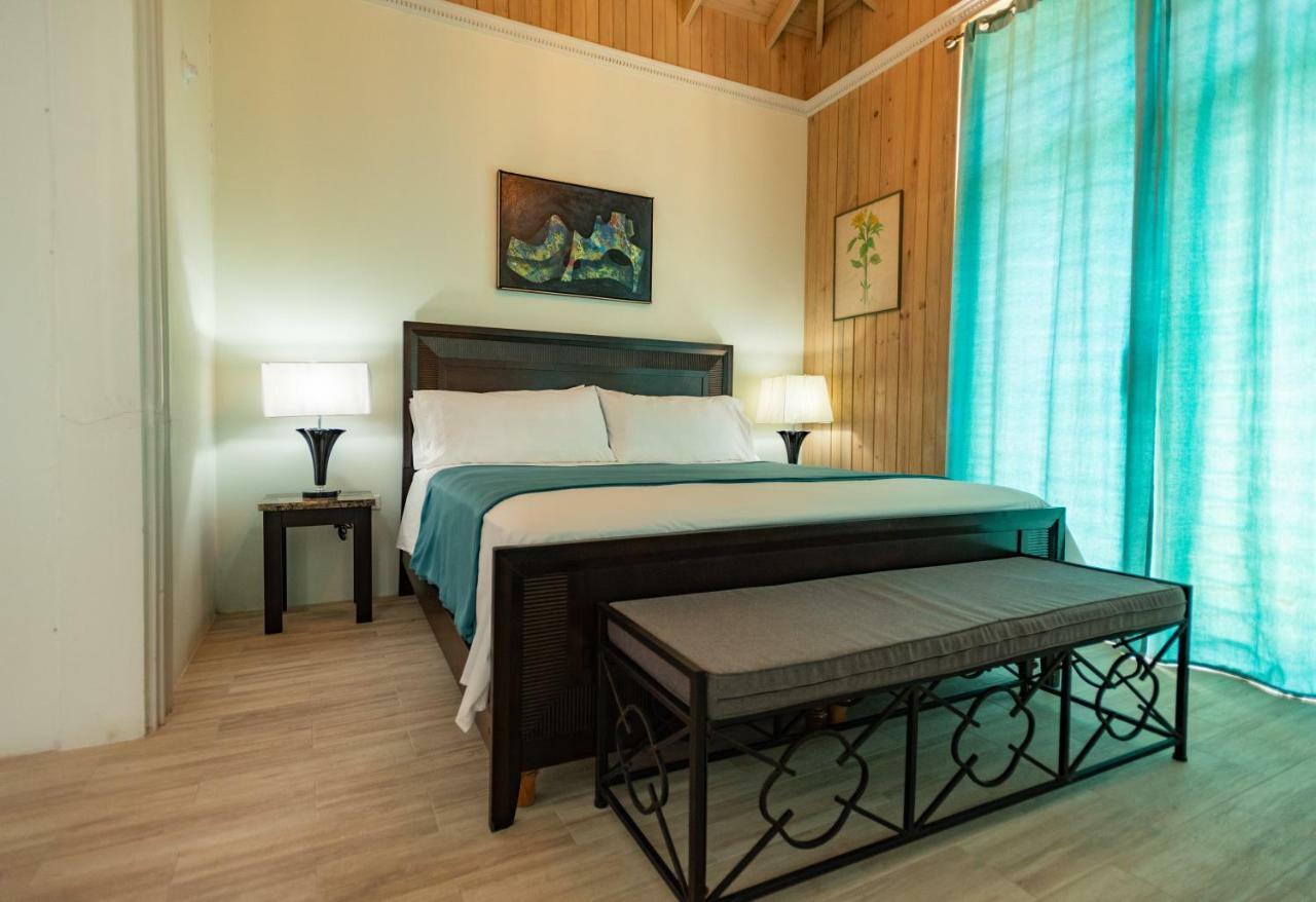 Luxury Bogue Village Duplex * Montego Bay