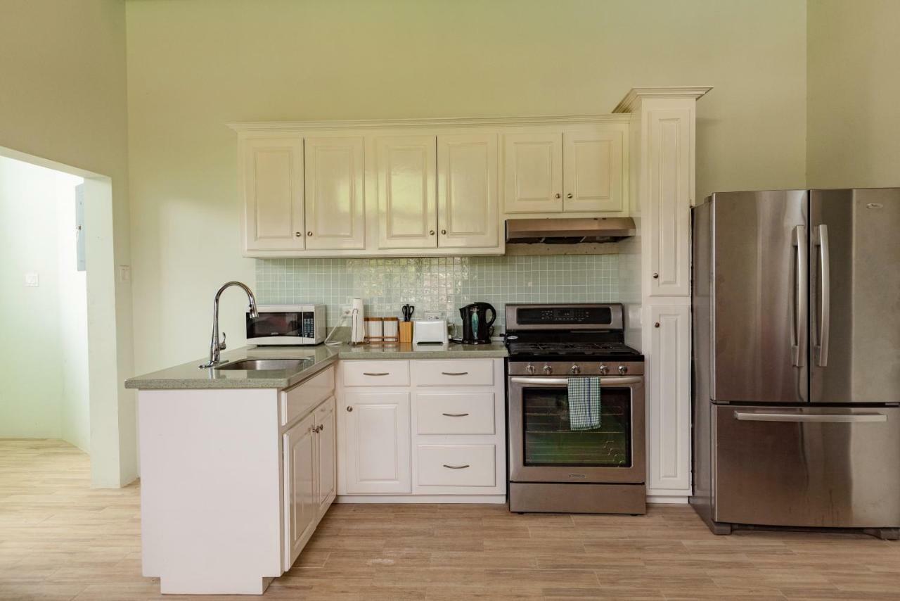 Luxury Bogue Village Duplex Apartment Montego Bay