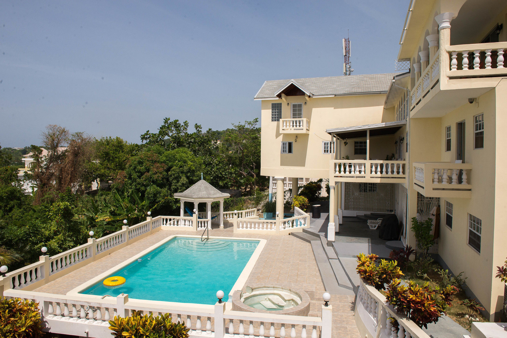 Hotel The Royal Kensington Montego Bay