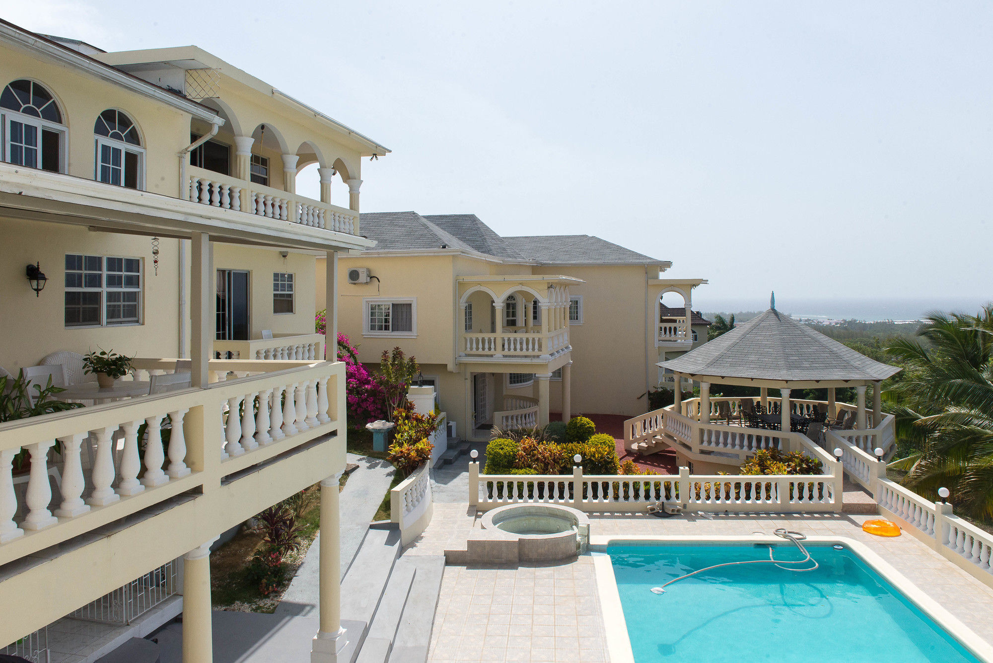 The Royal Kensington Hotel