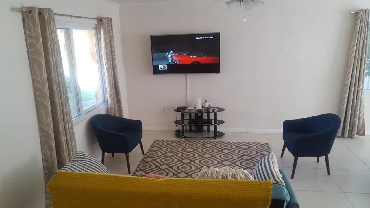 Mobay Palmas Villa
