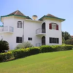 Seaview Chateau