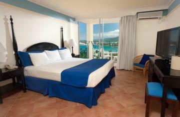 Sunset Resort, & Waterpark 3*