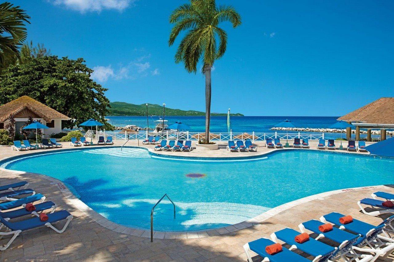 Resort Sunscape Splash And