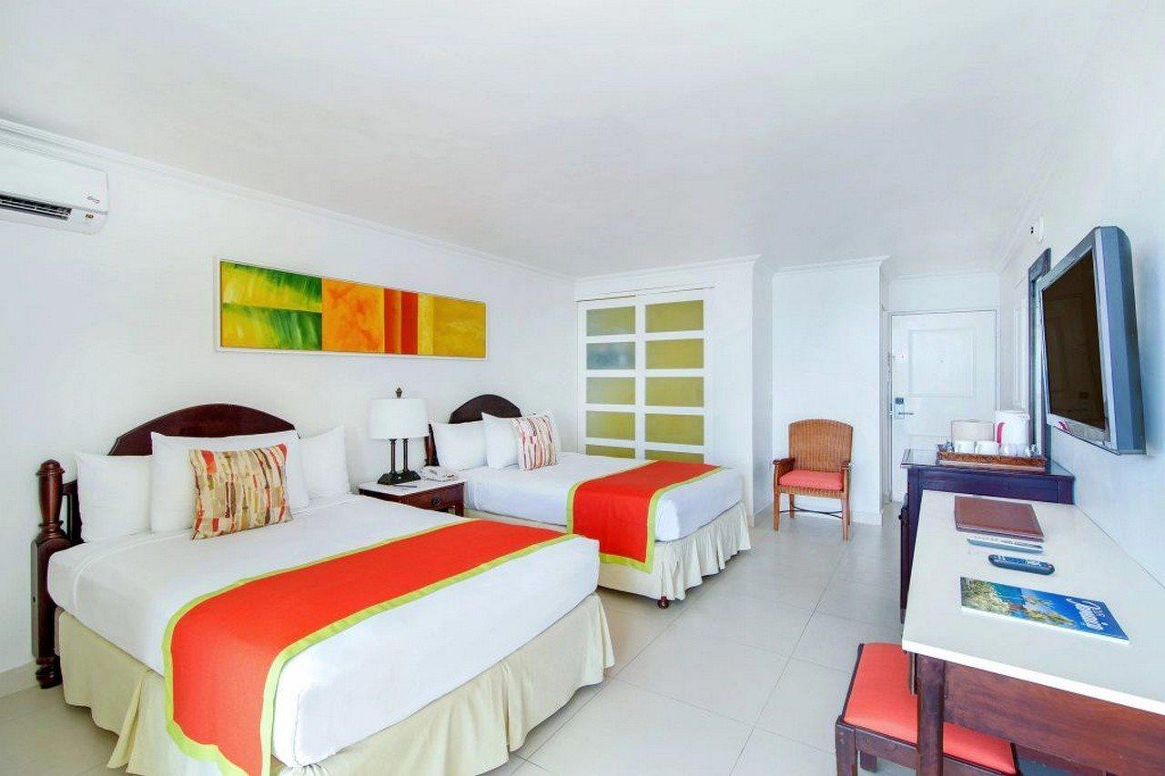 Sunscape Splash And 4*