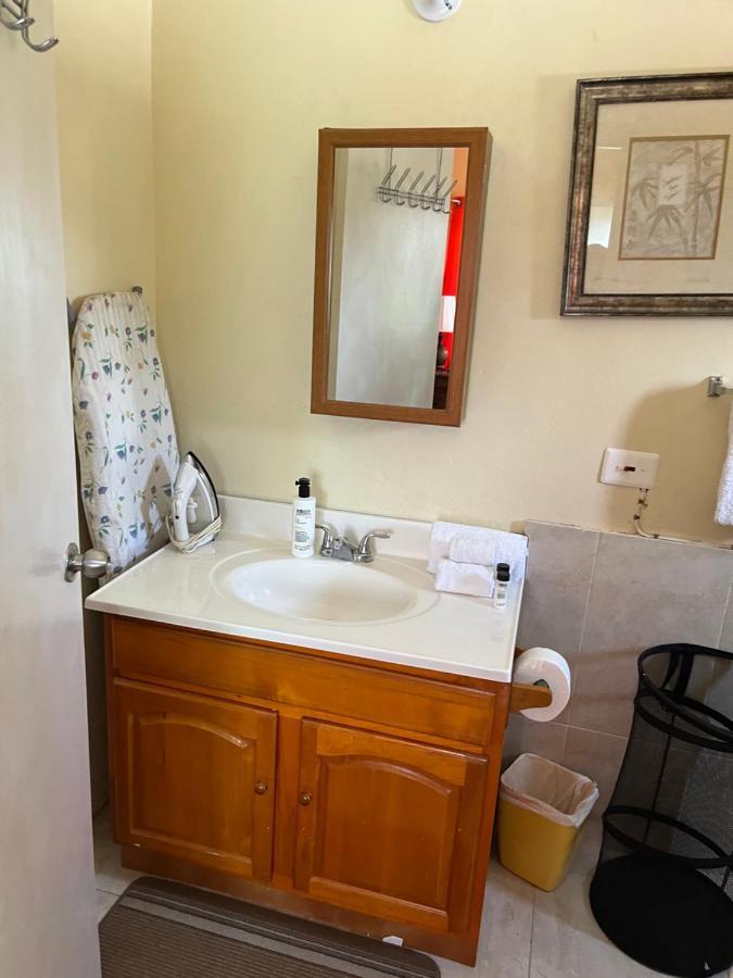 Apartment Cool Breeze Mobay *