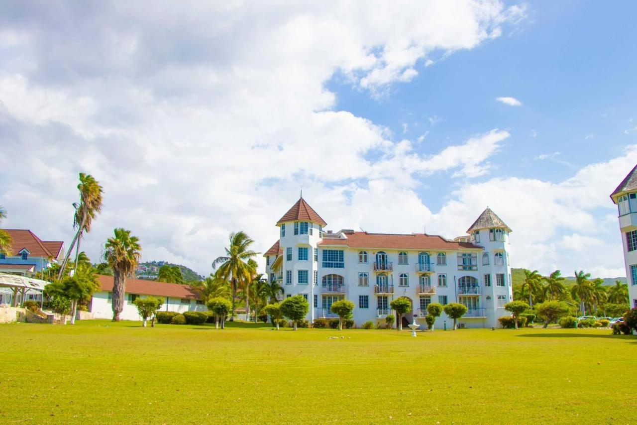 Apartment Malibu Ocean View Studio Montego Bay