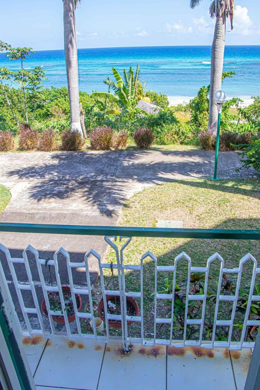 Apartment Malibu Ocean View Studio