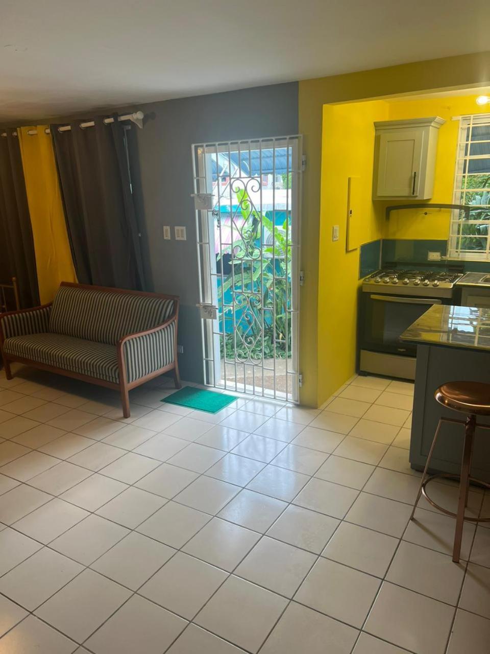 The Polo Club At Racquet Club Apartment *