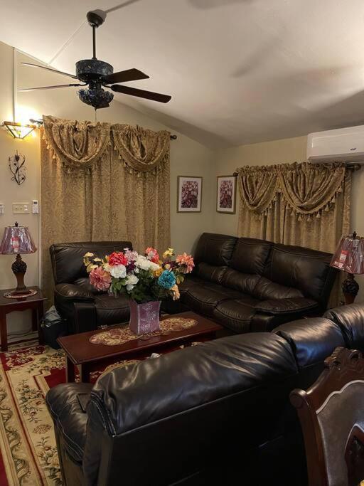 Holiday home Cheerful Two-bedroom 1bath, Wifi, Air Conditioning