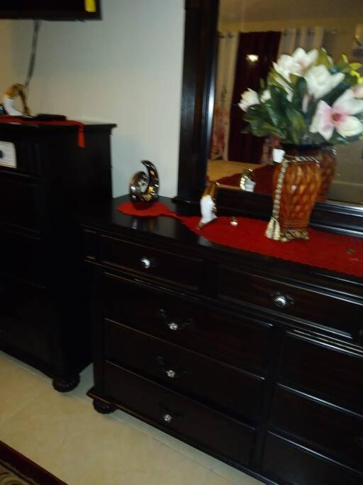 Cheerful Two-bedroom 1bath, Wifi, Air Conditioning