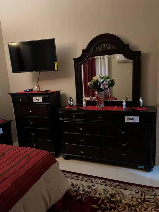 Holiday home Cheerful Two-bedroom 1bath, Wifi, Air Conditioning Montego Bay