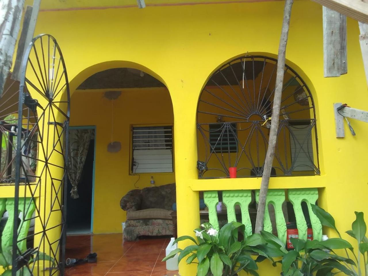 Eden Palace Bed & Breakfast