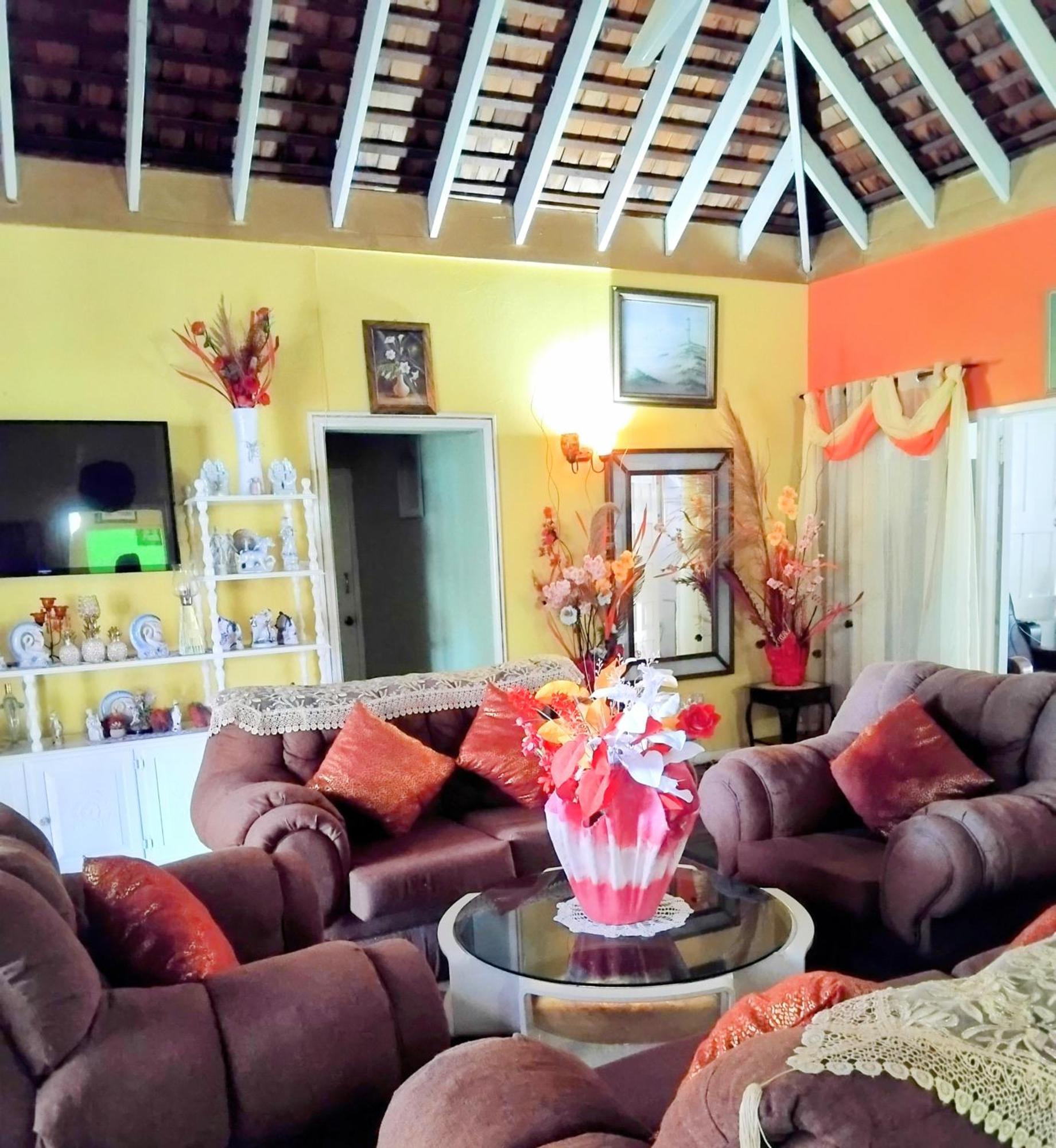 Casa de hóspedes 237 Bratton Avenue Montego Bay