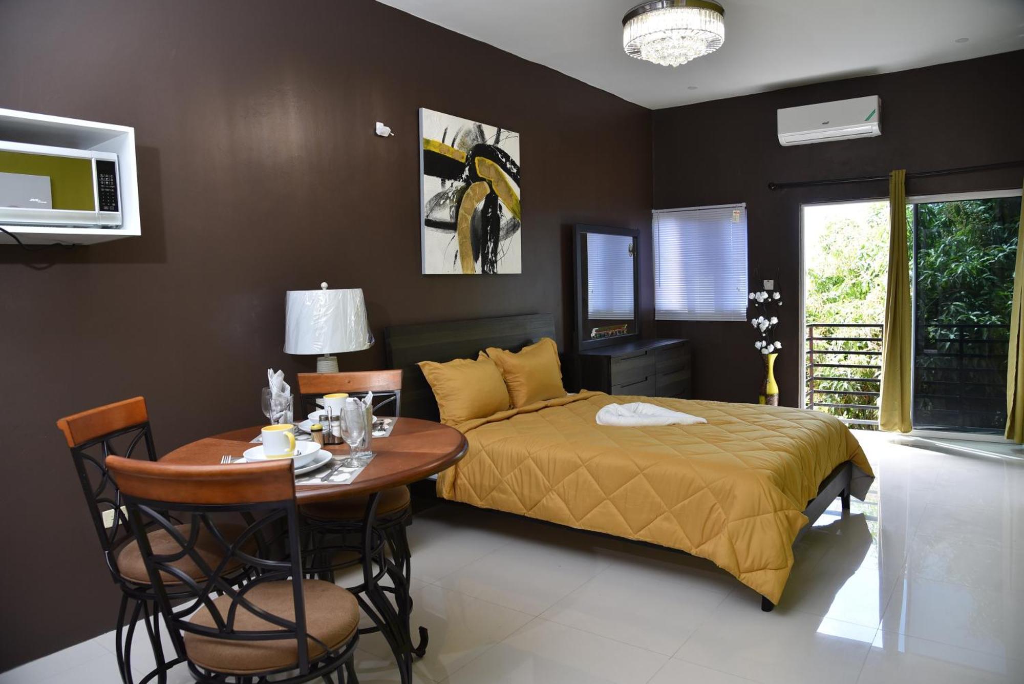 Lsstonethrow Apts Casa de hóspedes Montego Bay