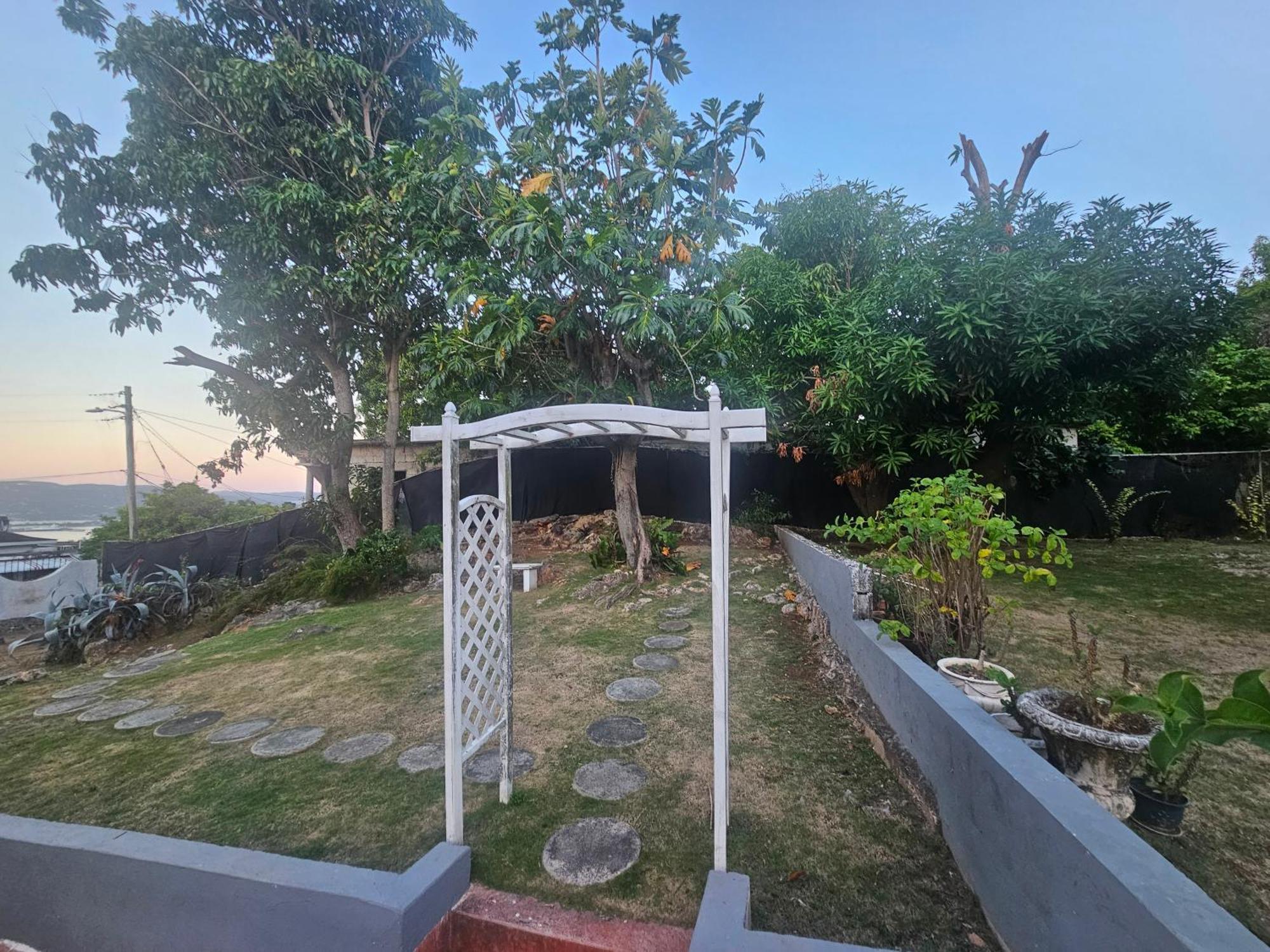 Homestay Paradise Treasure