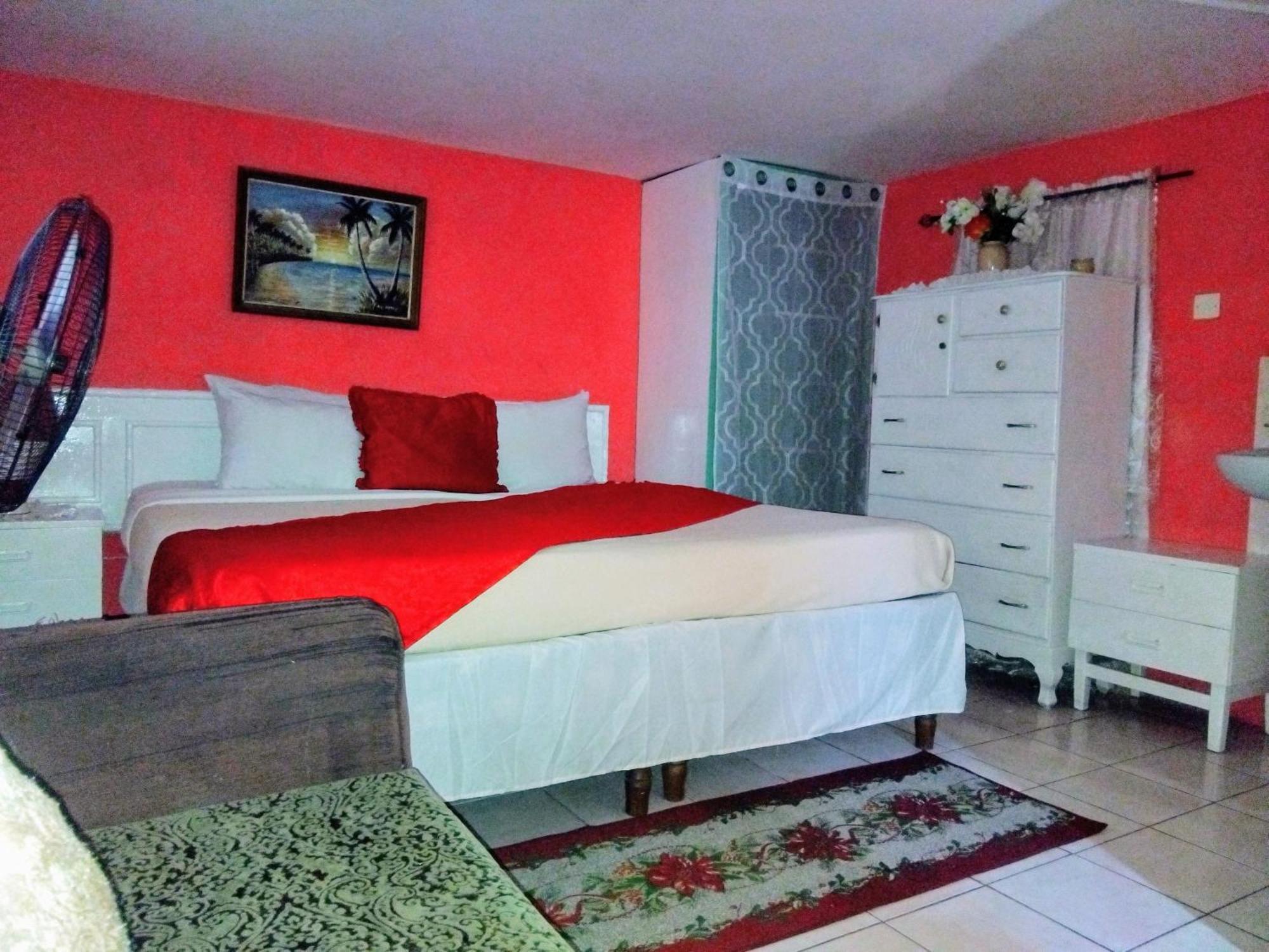 Guest house 237 Bratton Avenue *