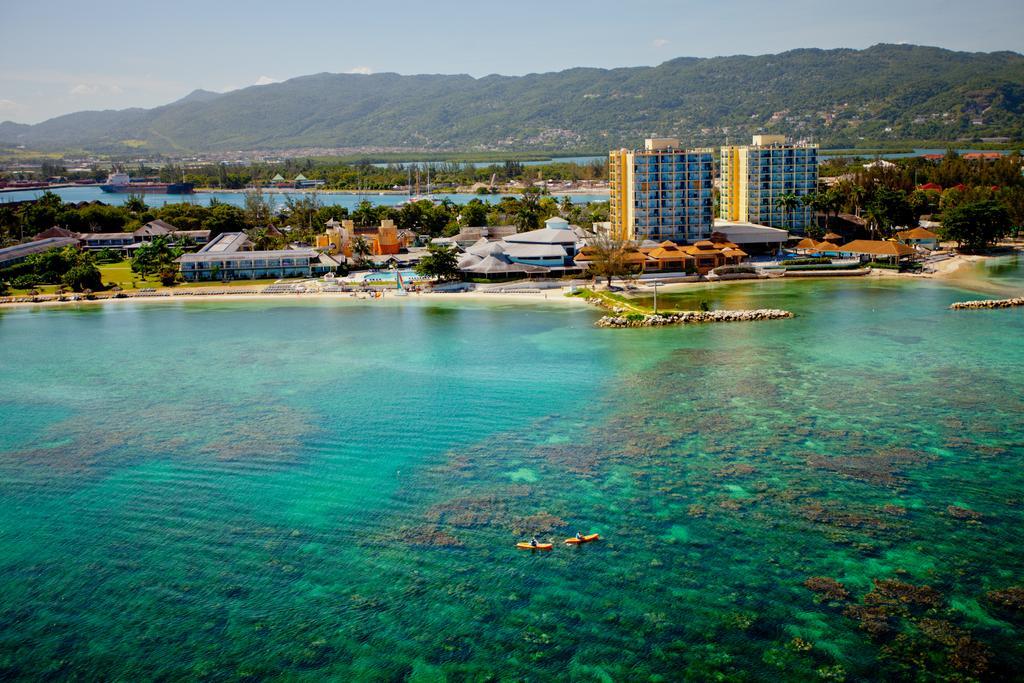 Resort Sunscape Splash And