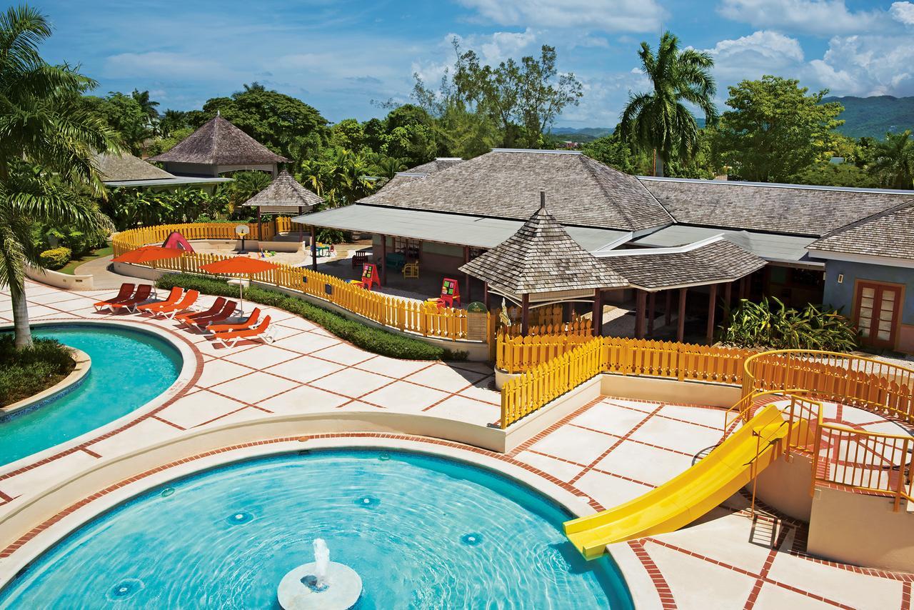 Sunscape Splash And Resort
