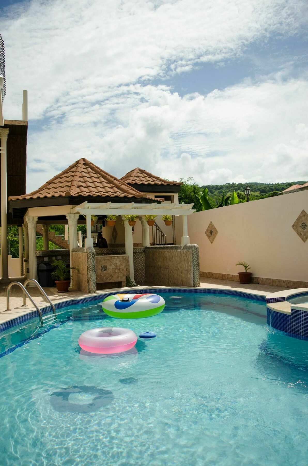 Villa Colors Hideaway Estate