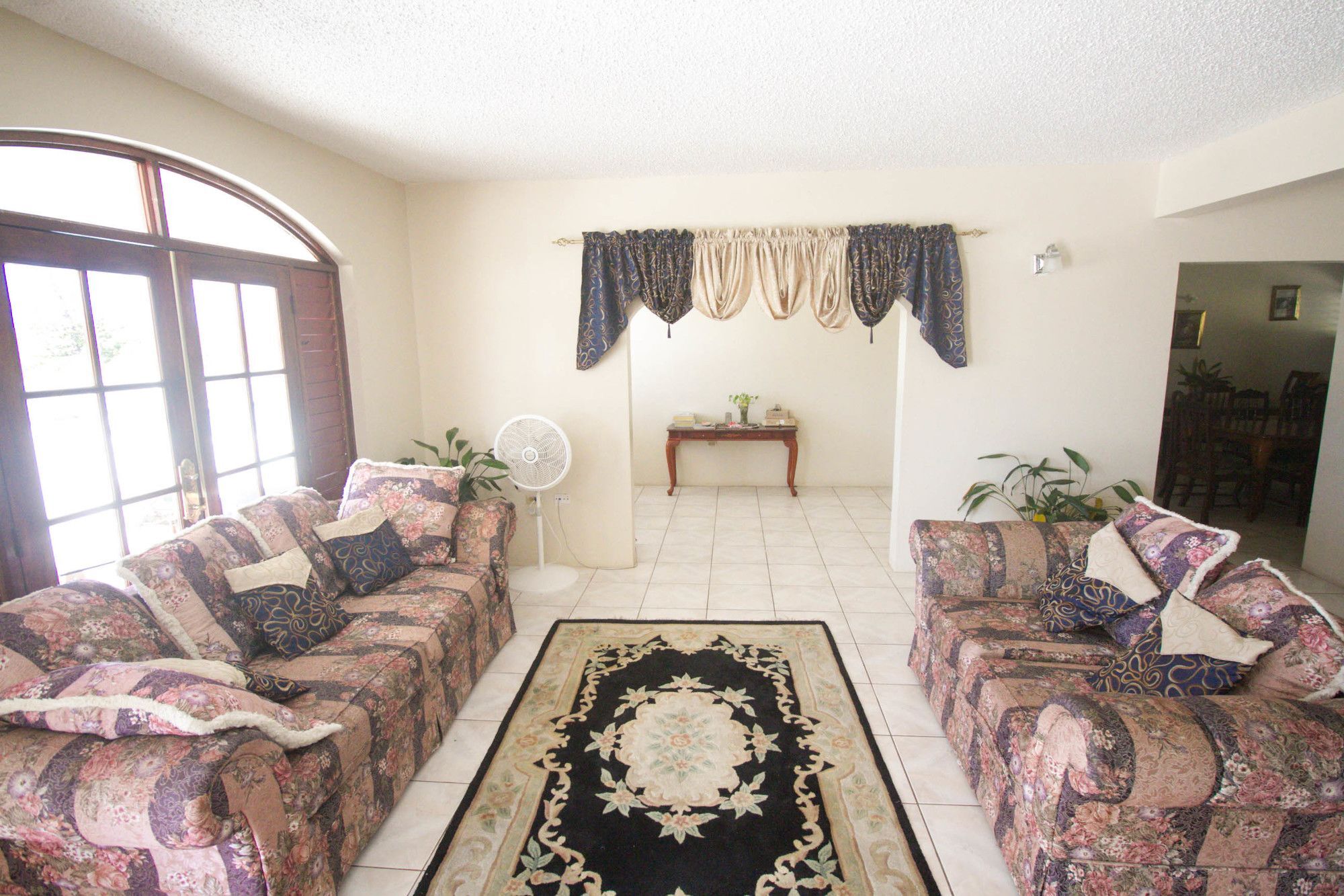 Seaview Chateau Villa *